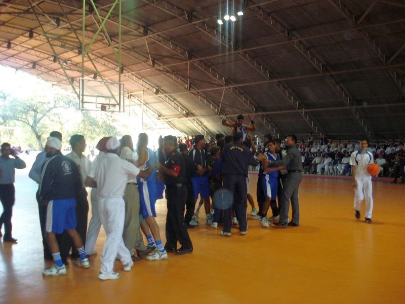 basketballfinaldt29jan2011701600x1200.jpg