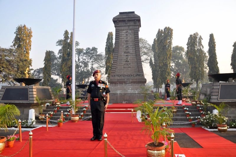 commemorationparade31jan2011083.jpg