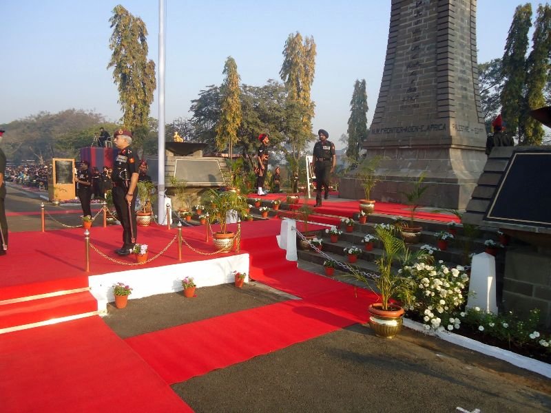 commemorationparade31jan2011478.jpg